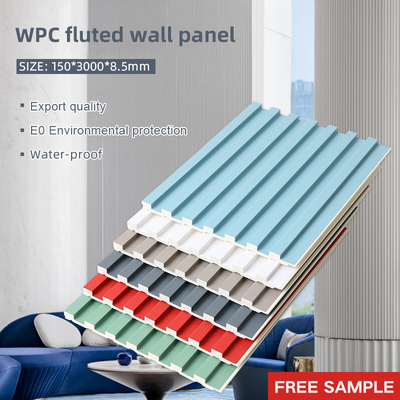 Qualité le gril en plastique en bois WPC de 8.5mm a tuyauté le panneau de mur aucune peinture imperméable Usine